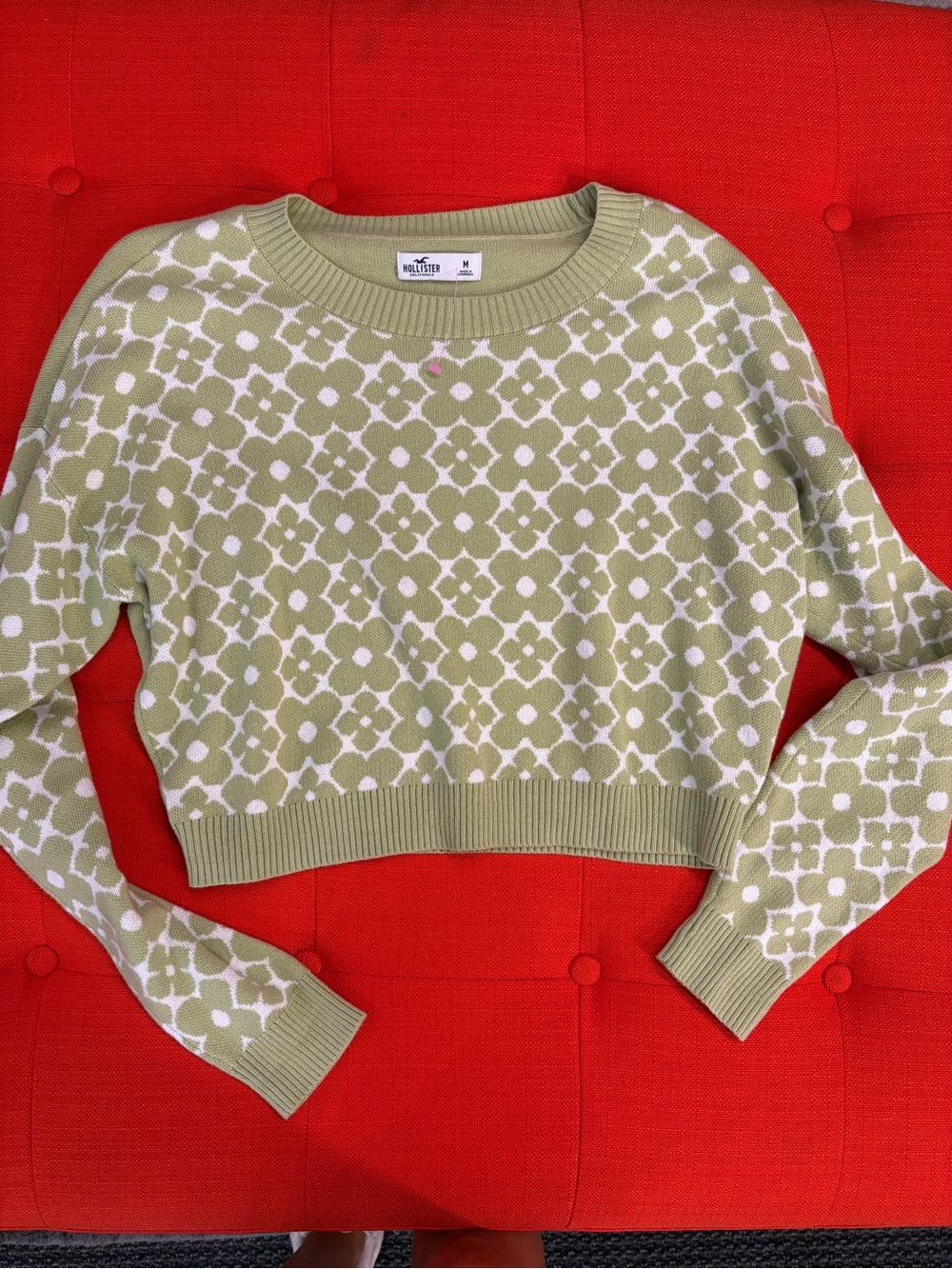 Hollister Olive & White Geometric Crop Crew Sweater
